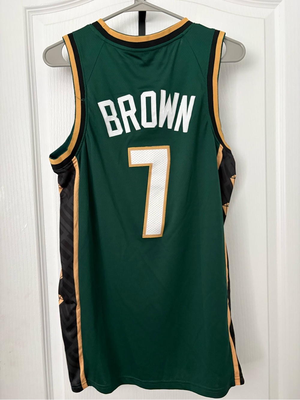 Green "Brown 7" Basketball Jersey - Men